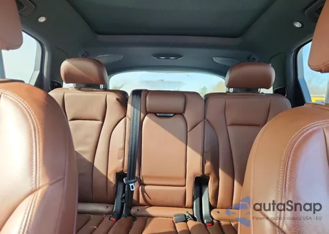 2018 Audi Q7 Premium Plus z USA, uszkodzony, nr VIN WA1LHAF79JD003905